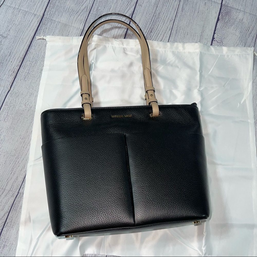 New Michael Kors Bedford Medium Tote Bag - Picture 9 of 10